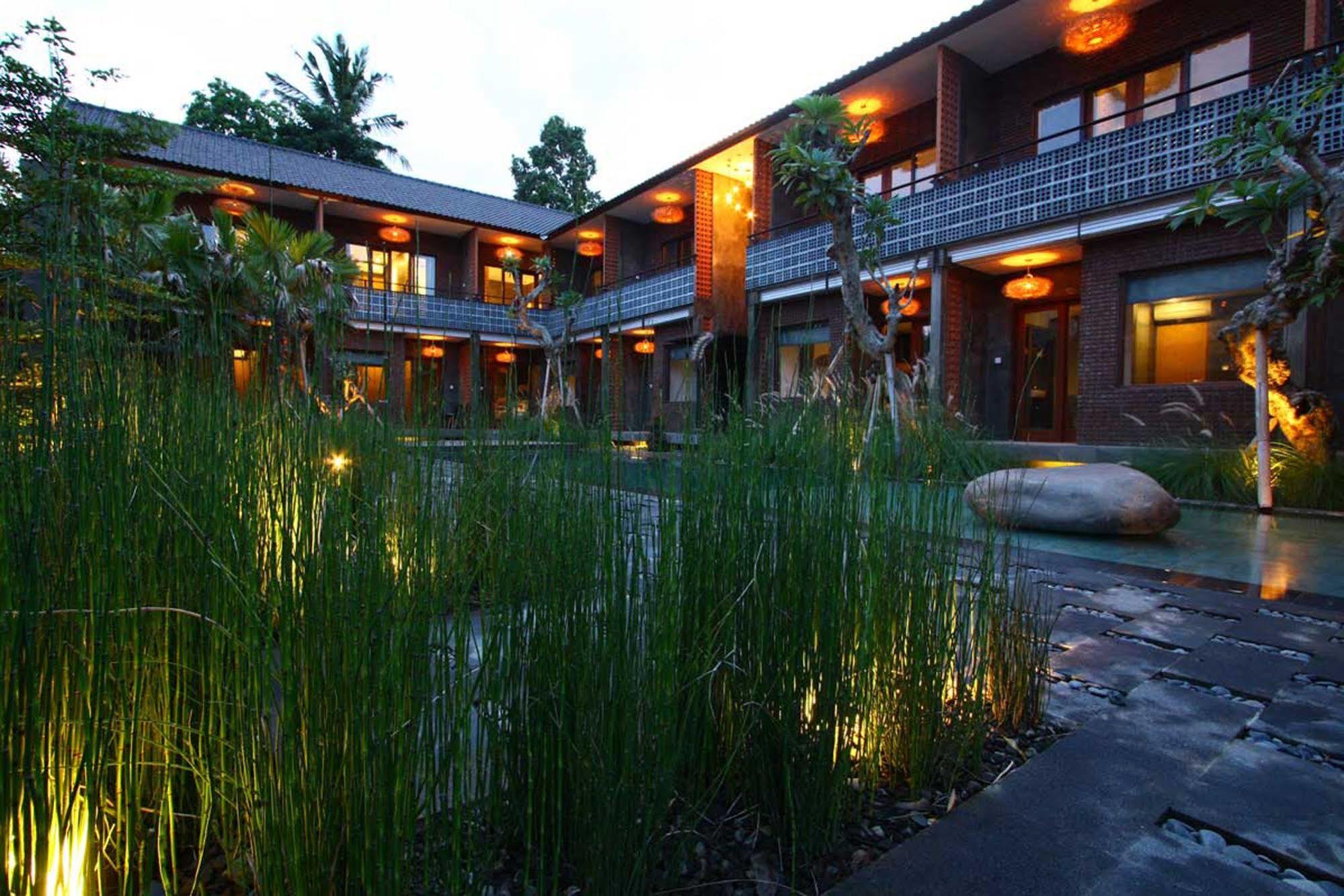 Mangosteen Ubud By Premier Hospitality Asia Exterior photo
